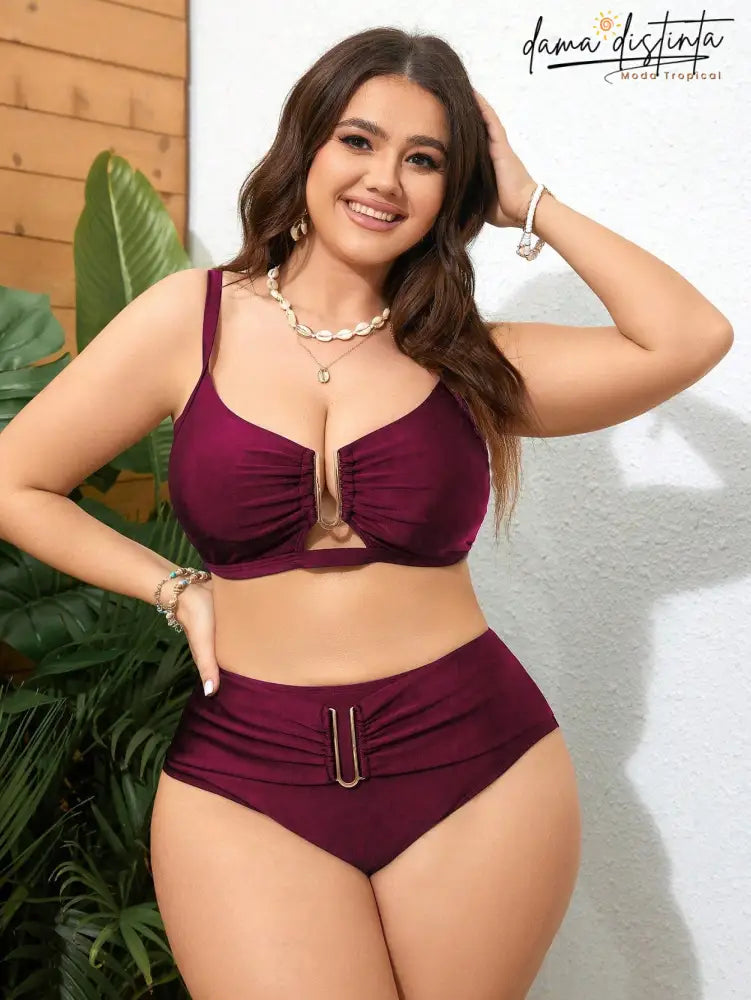 Biquíni Feminino Elegante Com Detalhe De Metal - Camily. Plus Size Conjunto