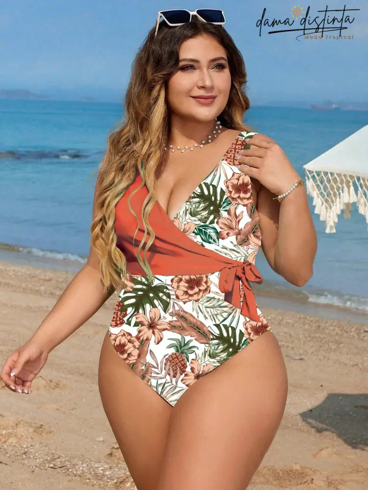 Maiô feminino com detalhe liso e laço wilma. Plus Size