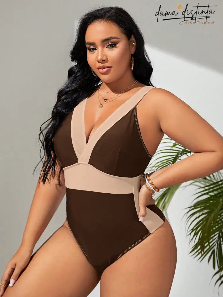 Maiô Feminino com Estampa em Bloco de cores Lorena.Plus Size