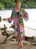 Saída De Praia Feminina Estampado Tropical Com Cinto Giovanna. Plus Size Multicolorido / Tamanho